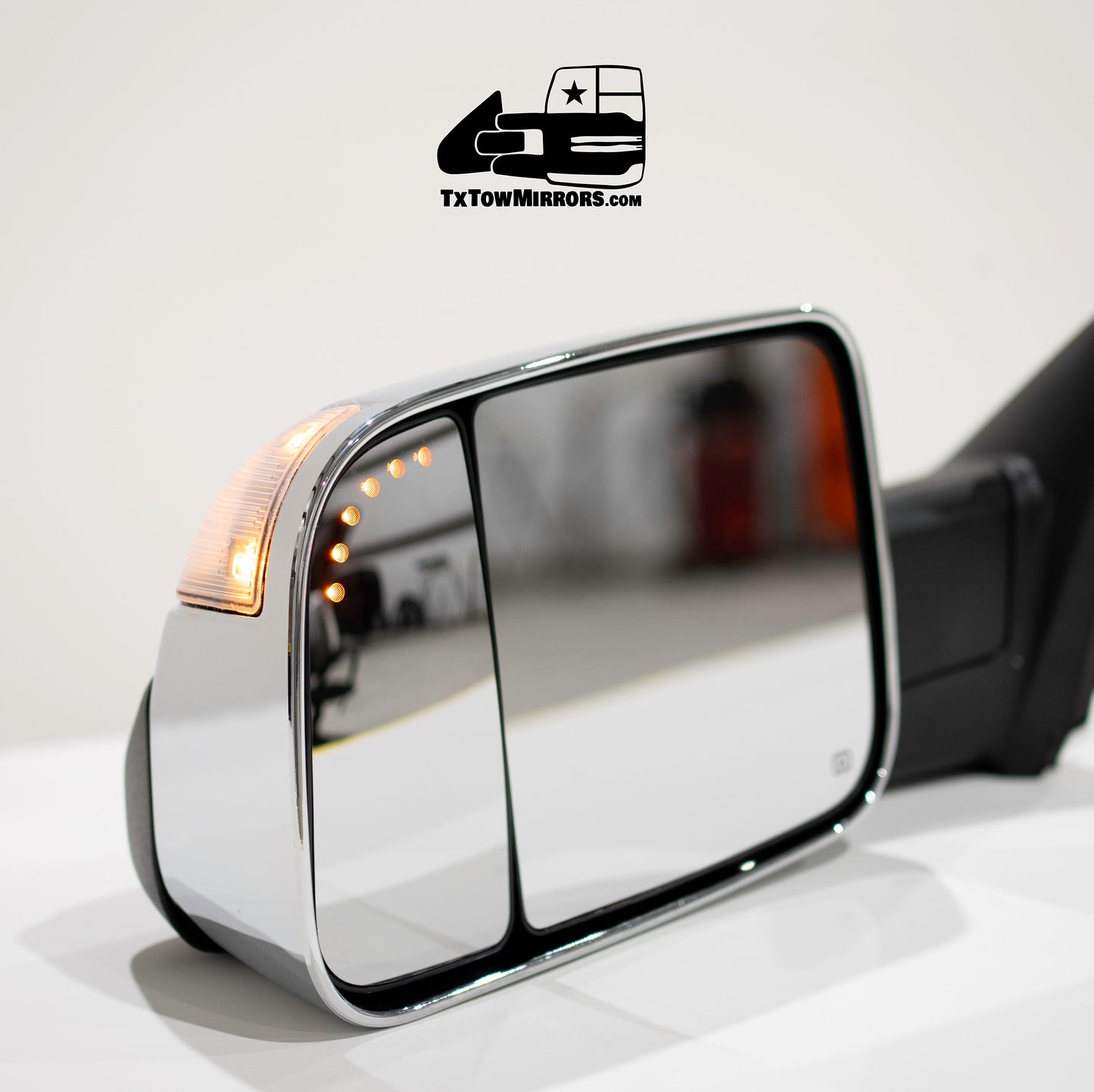 09-18 Ram Chrome Tow Mirrors w/ Switchbacks